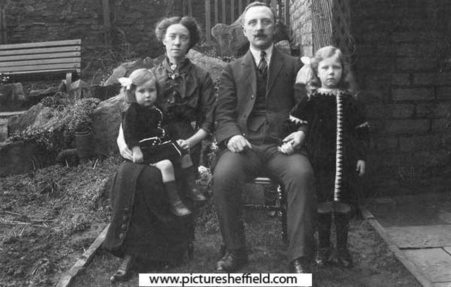 Family group, back of 76 Hunter Road, Hillsborough, c. 1914