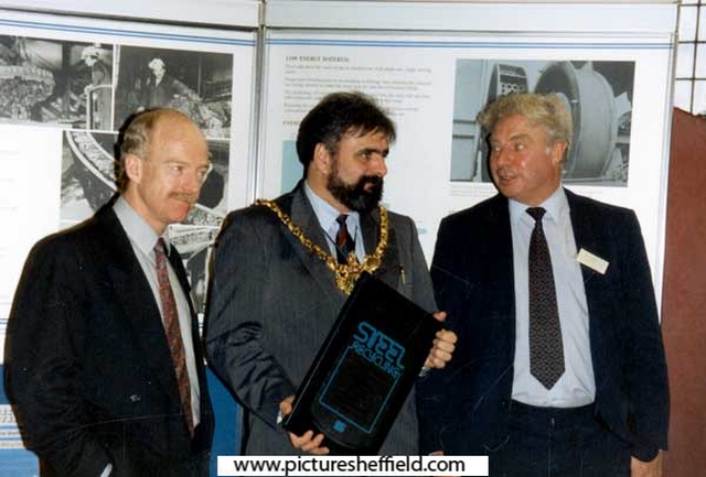 Alcan Recycling scheme showing (centre) Lord Mayor, Councillor Anthony Damms, early 1990s