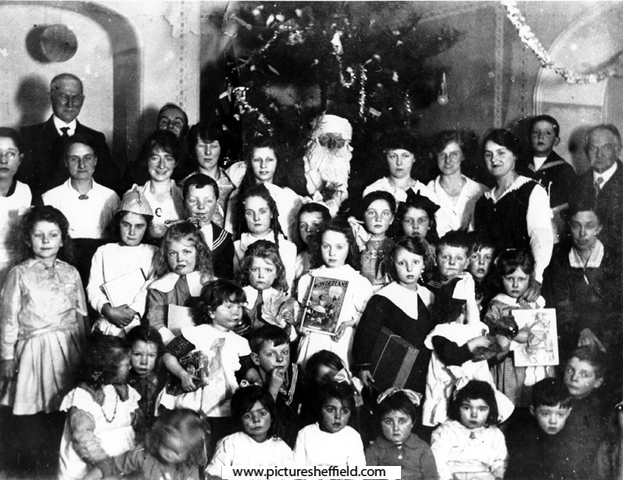 Oughtibridge [Primary] School Christmas party group