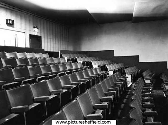 Rex Cinema, Mansfield Road. Balcony seats. 30th December 1980.