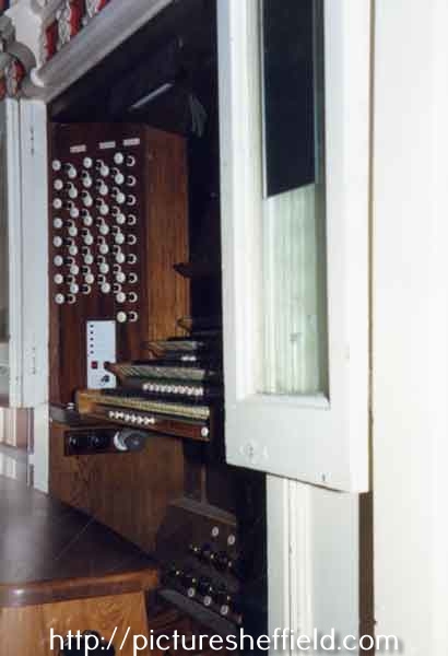 Organ console in St Mary's Church, Bramall Lane
