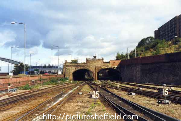 Sheffield Midland railway station, northern tunnels