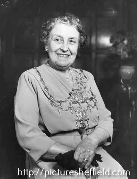 Mrs Holland, Lady Mayoress, 1958-1959