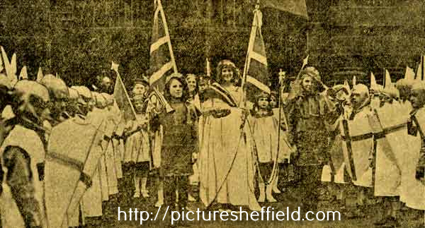Children's Peace Celebrations in Sheffield - Victory passes through unique guard of honour