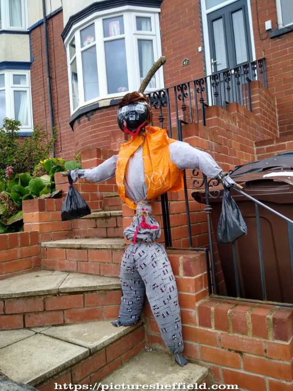 Covid-19 pandemic: Key worker scarecrows, Strelley_Avenue