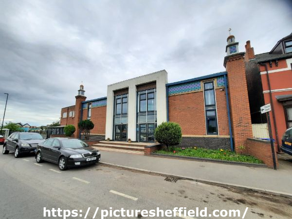 Hanfia Masjid and Islamic Cultural Centre (mosque), 274 Sheffield Road, Tinsley