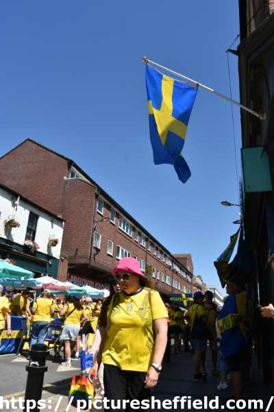 Women's Euros (WEuros): Swedish fans on Division Street