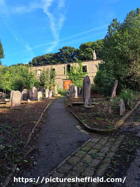 Loxley Chapel churchyard