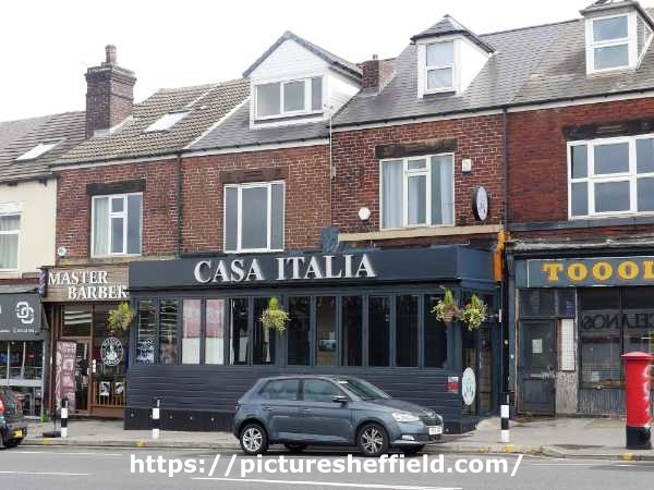 Chesterfield Road showing No. 113 Master Barber; Nos. 115 -117 Casa Italia, Italian restaurant and No. 119 Toools, new and second hand tools