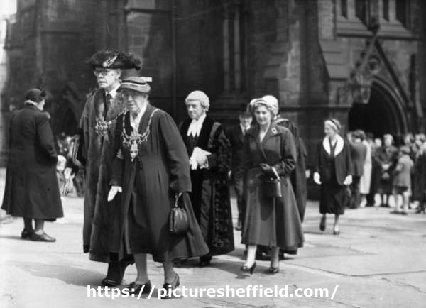 John Henry Bingham, Lord Mayor of Sheffield, 1954-1955: Outside the Cathedral on Civic Sunday