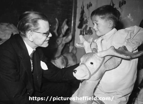 John Henry Bingham, Lord Mayor of Sheffield, 1954-1955: Beet Street [Day] Nursery, Christmas party