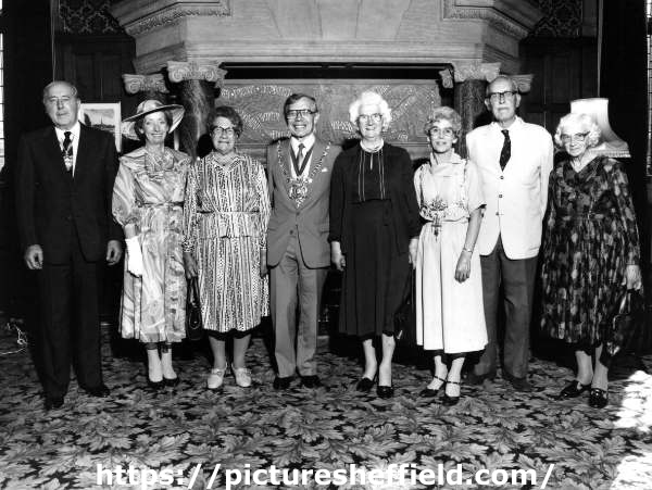 Unidentified event in the Lord Mayor's Parlour, Town Hall showing Lord Mayor, Councillor Roy Munn (4th left) and Lady Mayoress, Mrs Jean Munn (3rd right)