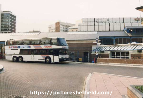 National Express Rapide coach, Pond Street Bus Station, Sheffield [Transport] Interchange