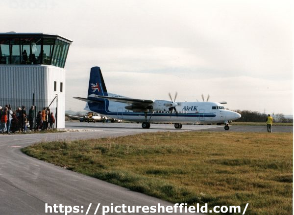 Aircraft on the runway at Sheffield Airport 