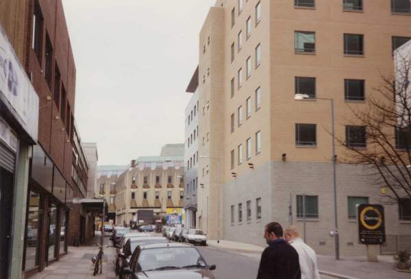 Union Street looking towards (centre) Town Hall extension (also known as The EggBox) and (right) Howden House