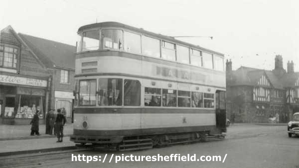 Tram 85 at Lane Top tram terminus, Barnsley Road showing (right) No. 822 Pheasant Inn