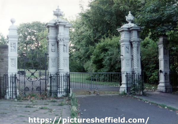 Entrance to Weston Park, Western Bank after the Godfrey Sykes gates had been stolen.