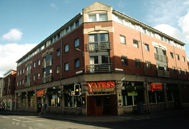 Yates Wine Lodge, Division Street and Carver Street