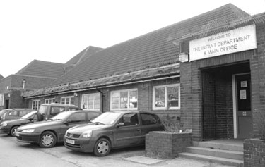 Main Entrance, Arbourthorne Community Primary School, Eastern Avenue