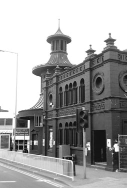 Former Lansdowne Picture Palace, junction of London Road and Boston Street,  Opened 1914. Canopy fitted 1937. Closed as a cinema 12 December 1940. In 1947 became a temporary Marks and Spencer. Known as Mecca, Locarno, Tiffany's and Palais