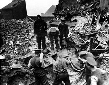 Nos 24-28 Cossey Road, Burngreave, searching for survivors after the Zeppelin raid on Sheffield on the night of 25/26 September 1916.