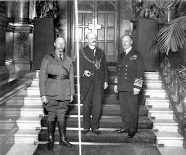 Walter Appleyard, J.P., Lord Mayor with Lt General Smuts and Admiral Sir John Jellicoe, during their visit to Sheffield.