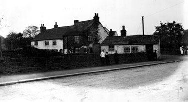 Cottages at the junction of Penistone Road and Clay Wheels Lane, Wadsley Bridge