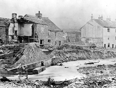 Sheffield Flood, site of demolished Hill Bridge, Walkley Lane looking towards properties on Limbrick Lane, Ruins of Freemasons Arms, left