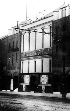 Palace Theatre, Attercliffe Road. Originally a Variety Theatre called The Alhambra which opened 3rd January 1898, renamed at the turn of the century and closed 1st July 1955