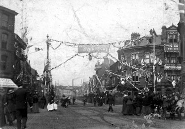 Decorations for Queen Victoria's visit on The Wicker showing (right) No. 14 Corner Pin Hotel