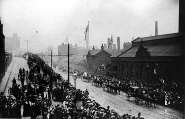 Royal visit of King Edward VII and Queen Alexandra, Sheaf Street from Sheffield Midland railway station with  Sheffield Electric Light and Power Company Ltd. and George Senior and Sons Ltd., Ponds Forge, steel manufacturers, right