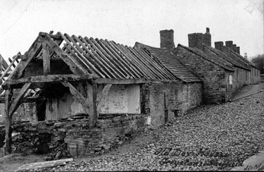Rear of Dove Houses and old cruck barn, Dove Lane, Greystones, between what are now Louth and Peveril Roads, off Greystones Road