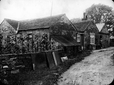 Jowett House Farm, School Green Lane, Fulwood. Farm of the Fox family. James and Mary Fox farmed here at the beginning of the 20th century