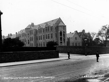 Newly built Sheffield Training College for Teachers, known as Collegiate Hall, Ecclesall Road at junction of Broomgrove Road
