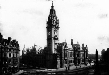 Town Hall and Jubilee Monolith, pre 1905