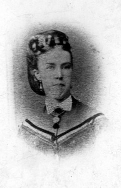 Elizabeth Mary Oglesby, (nee Isle), grandmother of Hilda Oglesby