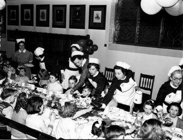 Children's Christmas party, Royal Hospital, West Street