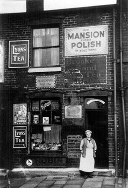 Unidentified Grocers Shop in Darnall. Similar lintels on Freeborough Street, Mountain Street and Woodbourn Road