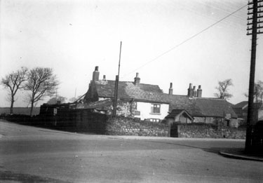 Cottages which were also used to hold Methodist meetings, Manchester Road, junction of Stephen Hill, Crosspool