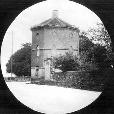 Ringinglow Round House, situated on junction of Houndkirk Road and Ringinglow Road