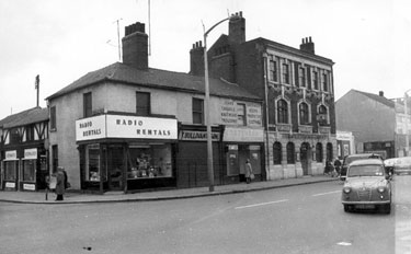 Junction of The Moor and Cumberland Street, No 135, Radio Rentals Ltd., No 141/143, Travellers' Rest public house