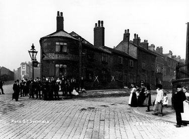 Barrel Inn, G. Oxley, licensee, corner of Rock Street and Pye Bank (left) marked for demolition