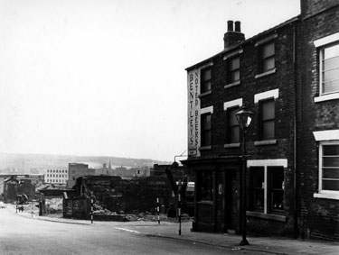 Rockingham Street at junction with Wellington Street showing No 194, Rockingham Arms public house, after the demolition of Mount Tabor Chapel