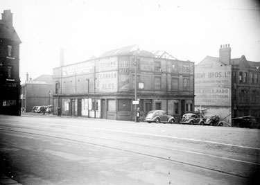 Grand public house and Grand Picture Palace, West Bar, at junction of Spring Street and Coulston Street. Formerly the Grand Theatre of Varieties, also known as Bijou and New Star. Hobday Brothers Ltd., cycle factors, Coulston Street in backgr
