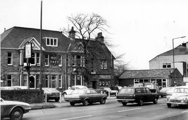Big Tree Hotel, No.842 Chesterfield Road, Woodseats. Originally named the Masons Arms. Renamed the Big Tree due to the large oak tree at the front. Wesley is said to have preached here