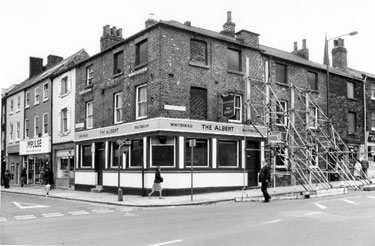 The Albert public house, Nos. 2 - 4 Cambridge Street and Nos. 1 - 3 Division Street. Demolished in the 1970s
