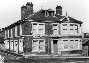 Dallas Bar, (formerly Engineer's Hotel later Barrow House), Fife Street and Ecclesfield Road, Low Wincobank