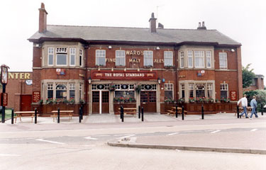 Royal Standard public house, No. 156 St. Mary's Road