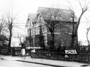 Oakwood Collegiate School, No. 74 Norwood Road 	