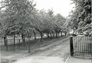 Entrance to Park House School, Bawtry Road, Tinsley